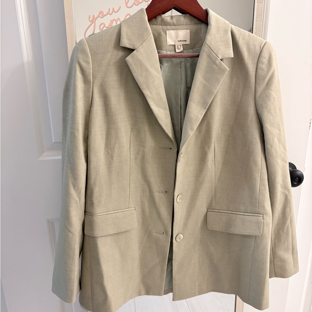Elegant Olive Green Blazer